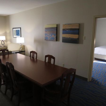 Holiday Inn Hotel & Suites Regina By Ihg Kültér fotó