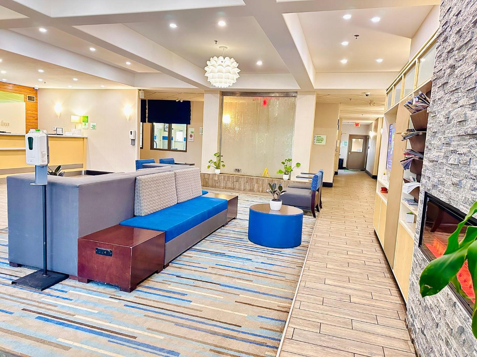 Holiday Inn Hotel & Suites Regina By Ihg Kültér fotó